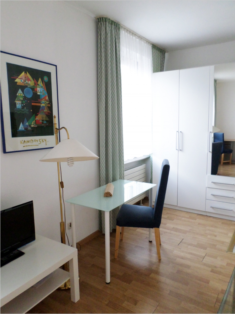 1 Zimmer in Düsseldorf - Photo 2
