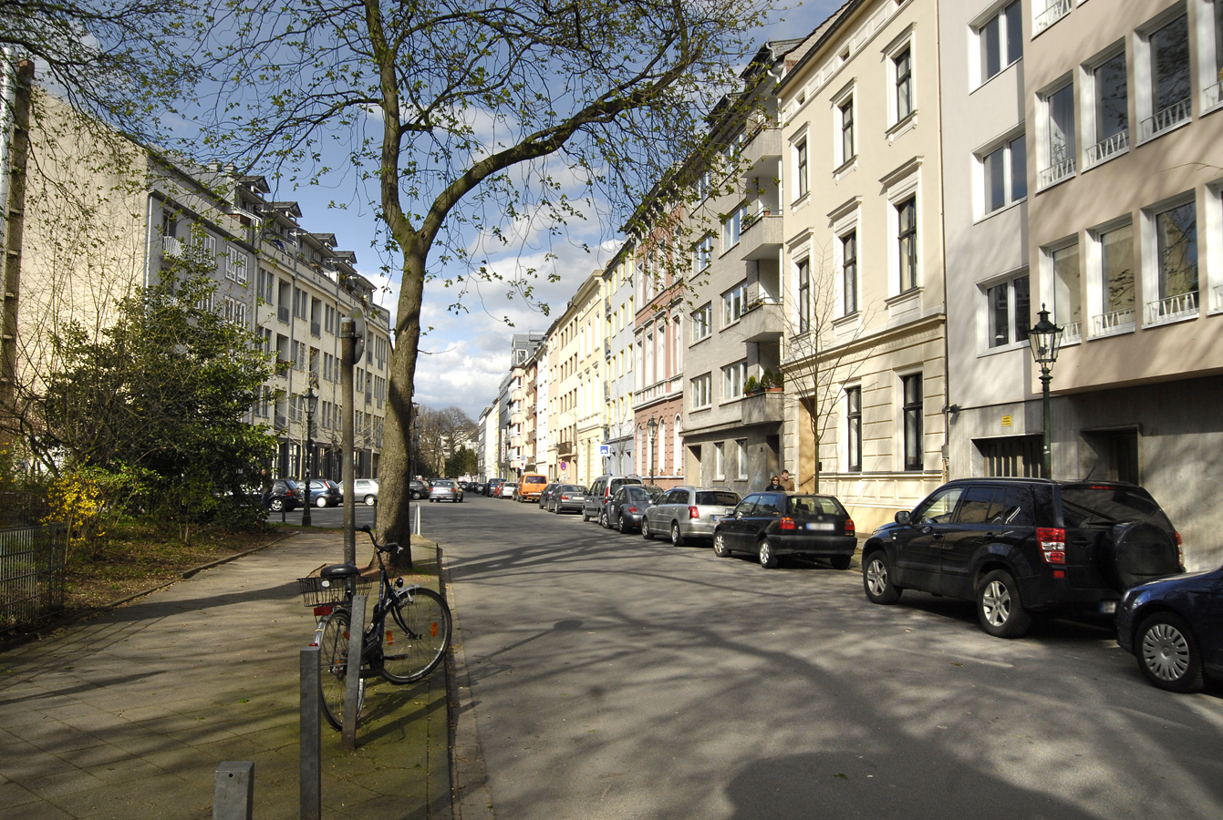Strasse