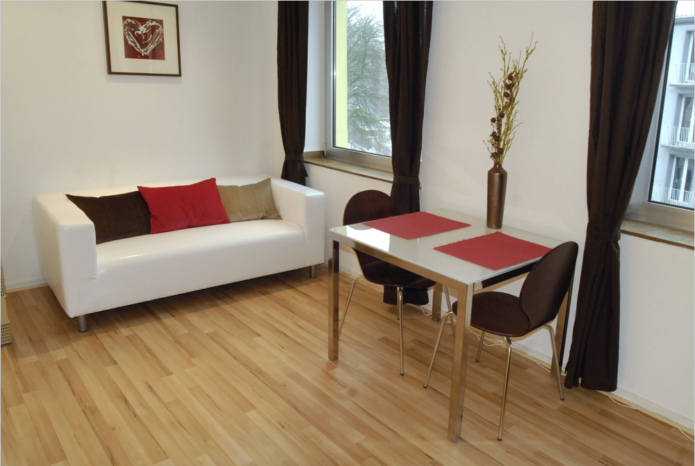 1 Zimmer in Düsseldorf - Photo 1