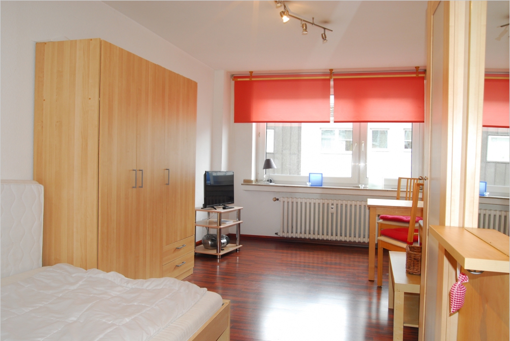 1 Zimmer in Düsseldorf - Photo 2