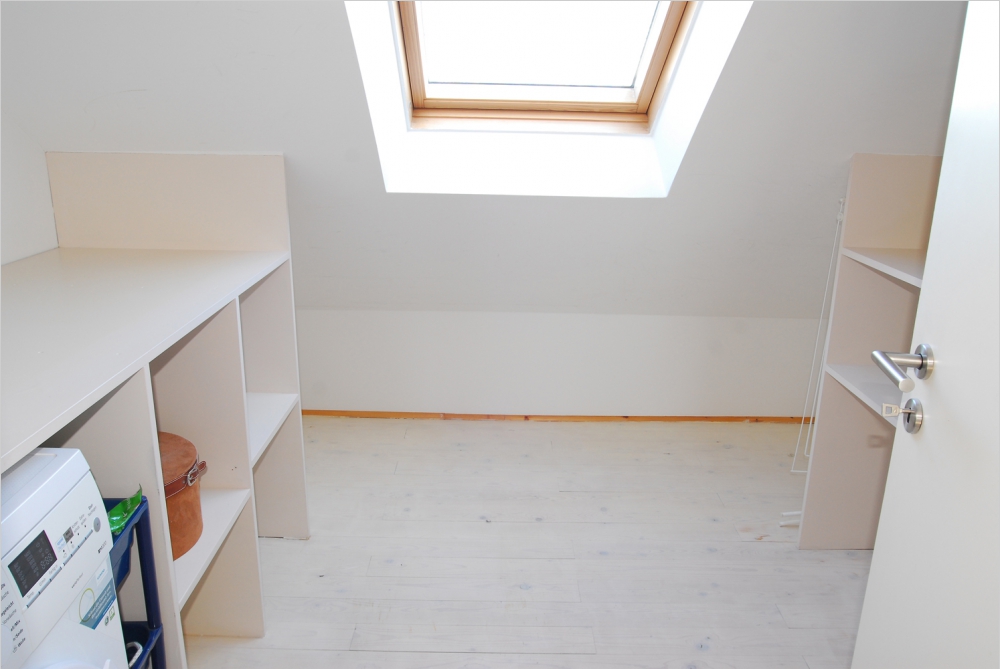 Kleiderschrank