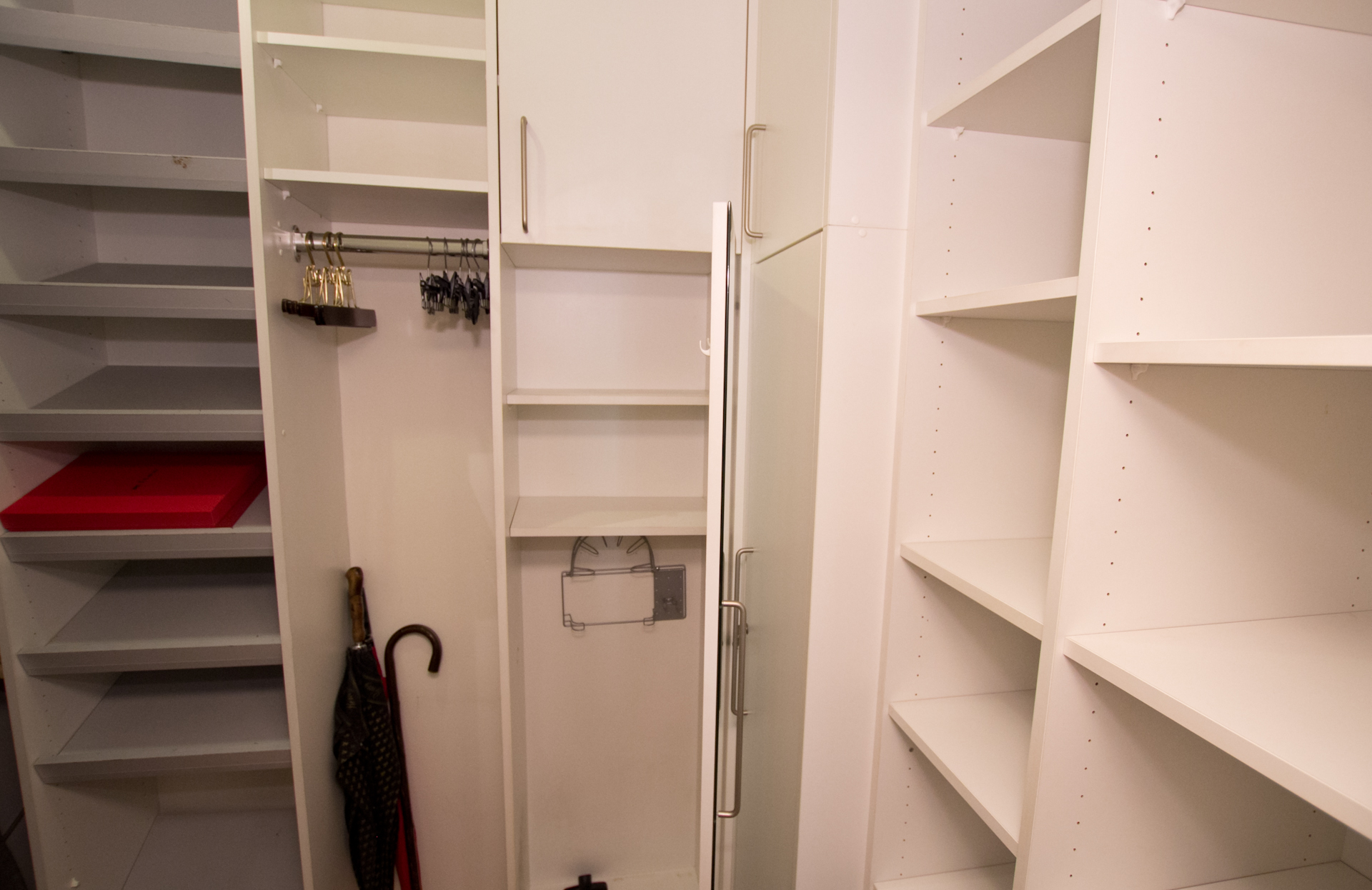 Kleiderschrank